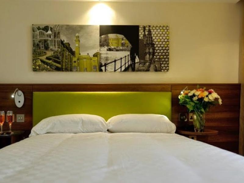 Hampton By Hilton Broad Street 3*