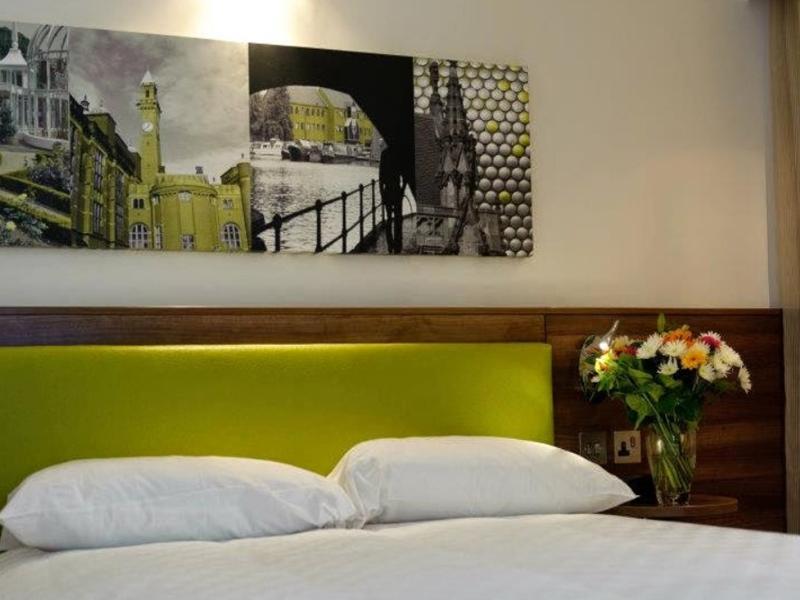 Hampton By Hilton Broad Street 3*