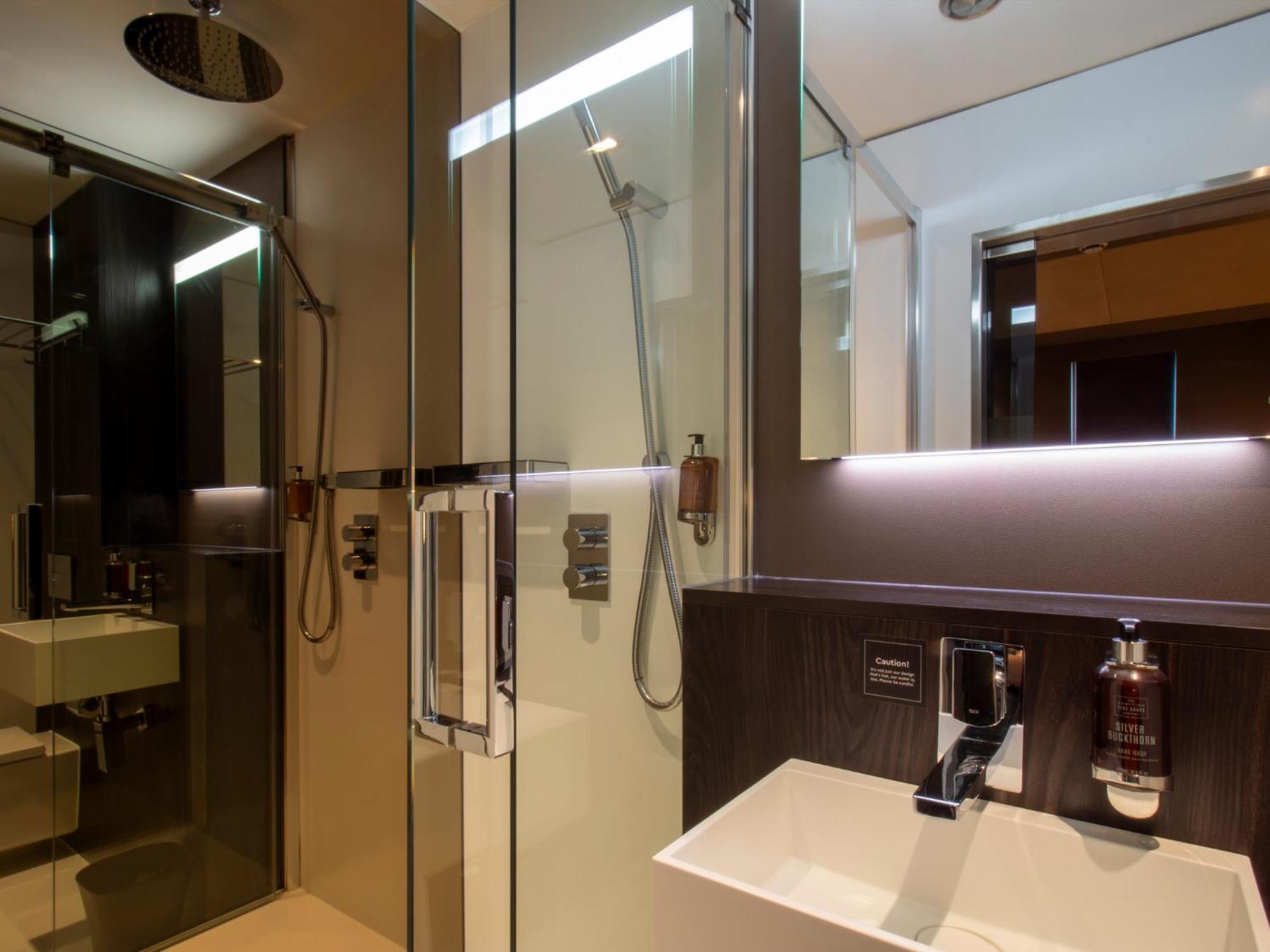 Bloc Apartment *