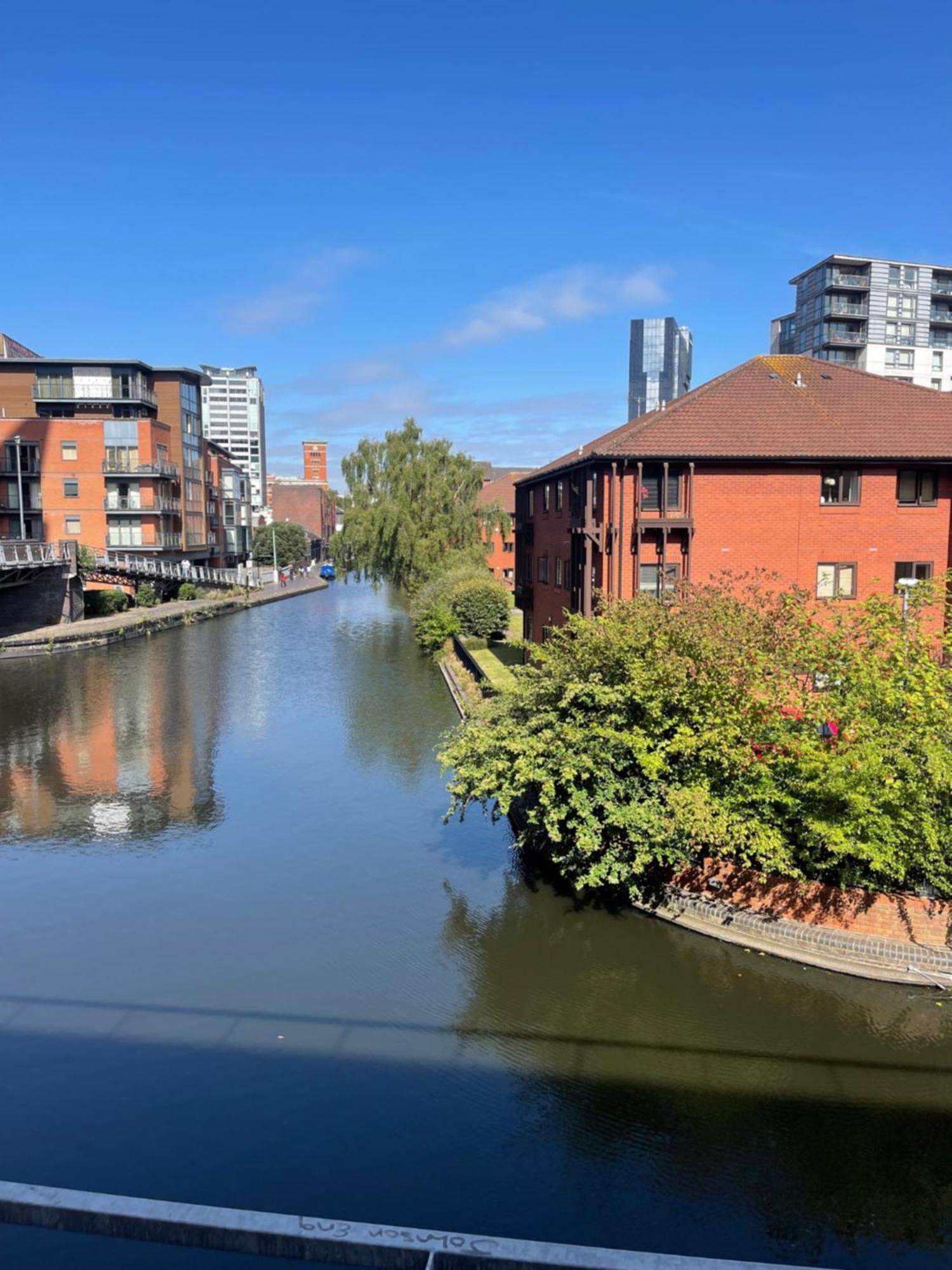 Canal Side Living *