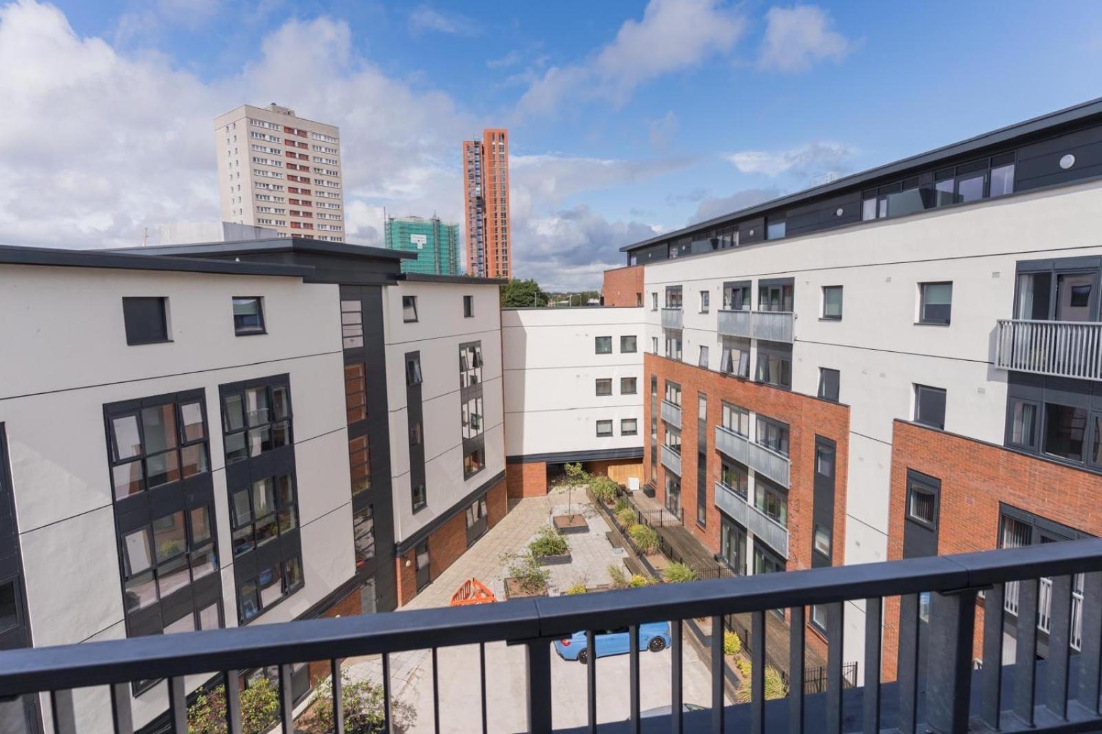 Quadrant Quarter - B1 Centre Apartment
