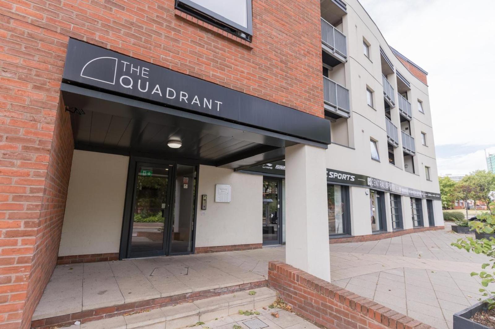 Quadrant Quarter - B1 Centre Apartment