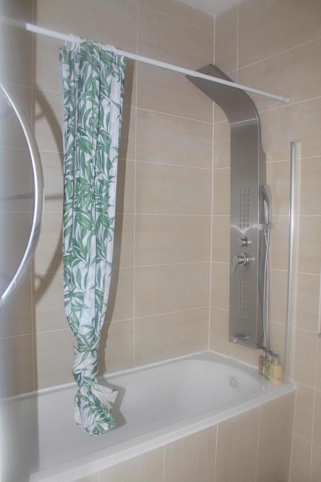 Apartment Flat 406 One Bedroom *