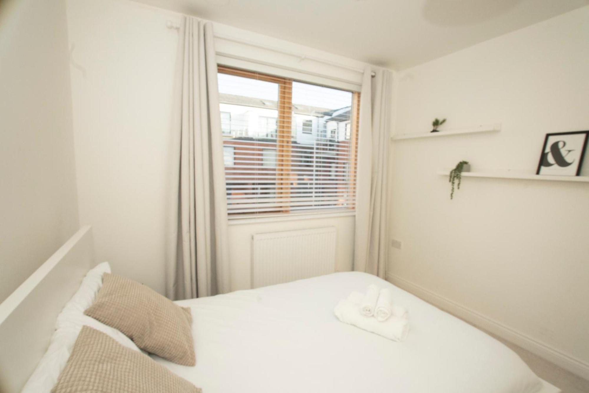 Spacious 4br 4ba Gated Townhouse With Balconies, Jq * Birmingham