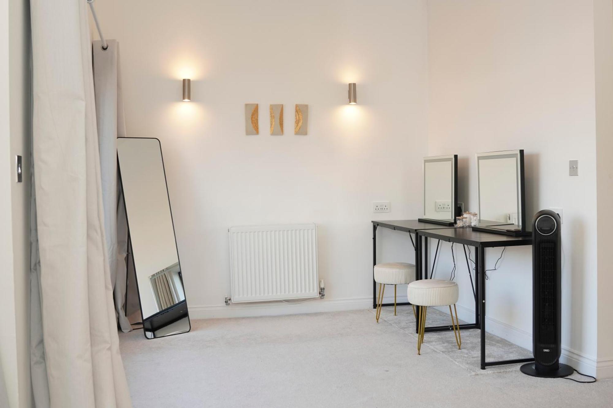 Holiday home Spacious 4br 4ba Gated Townhouse With Balconies, Jq Birmingham