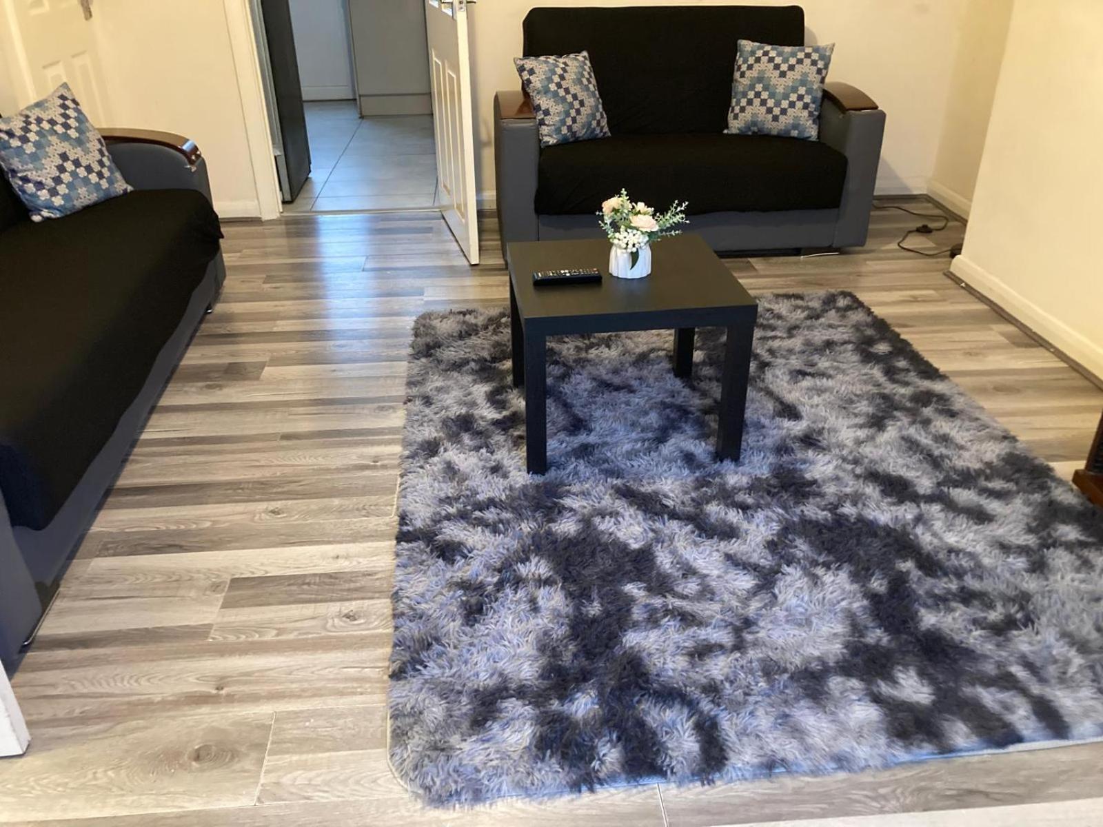Spacious 3-bedroom In With Driveway Parking * Birmingham