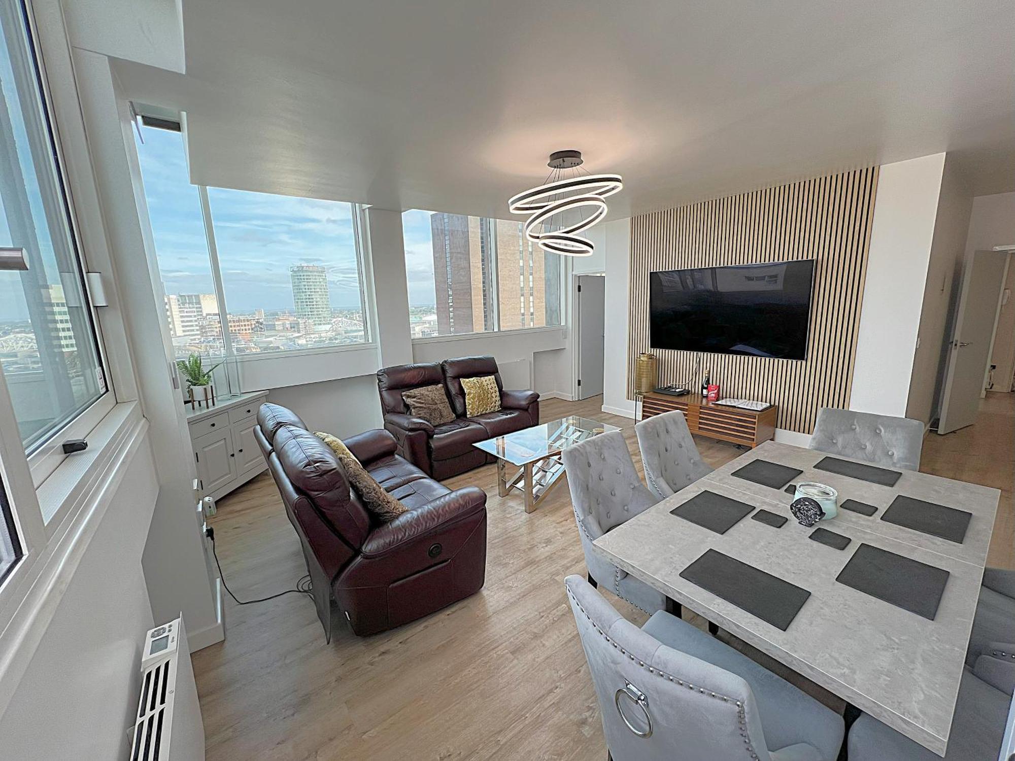 The Penthouse Of Opulence Centre *