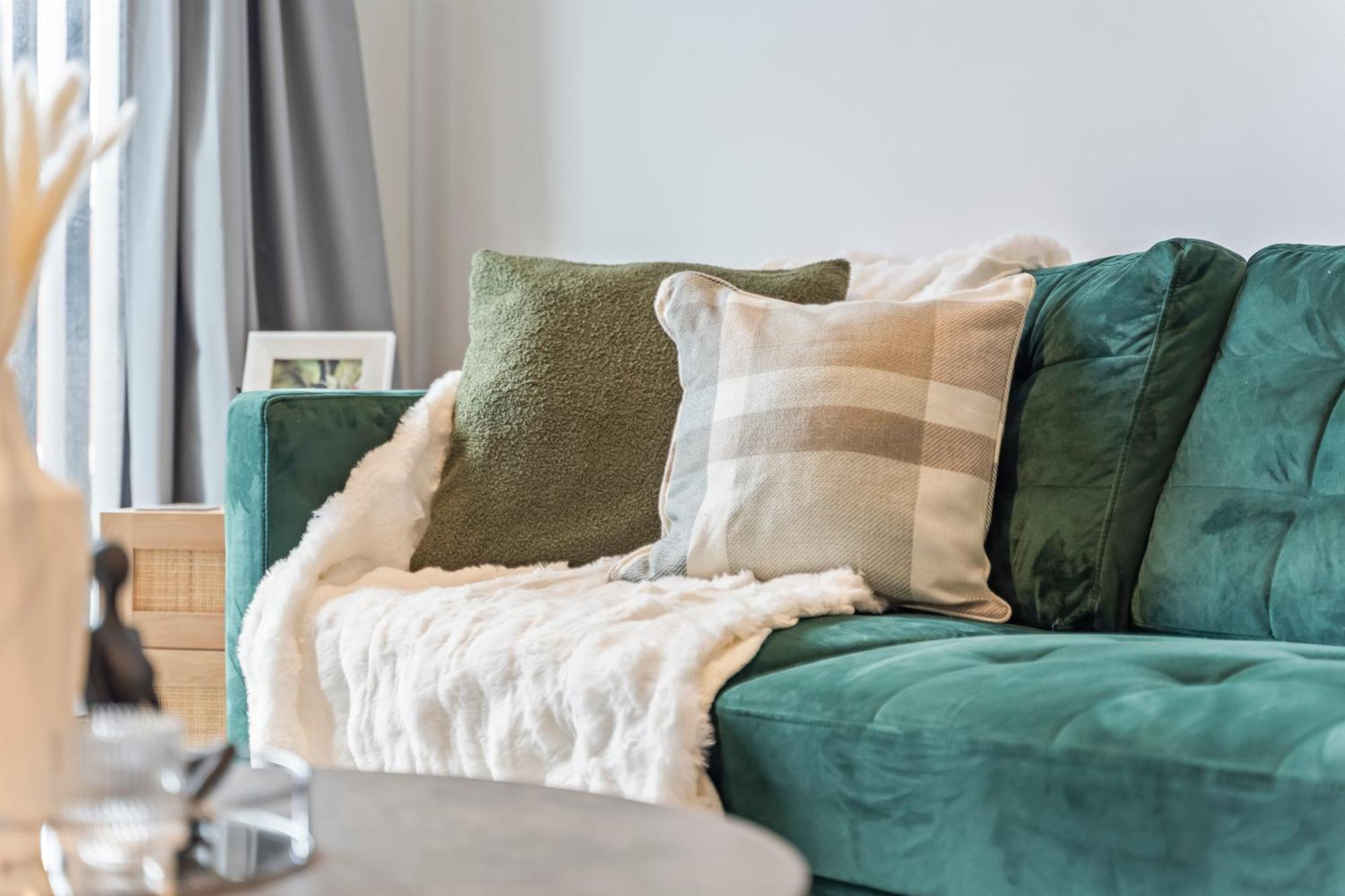 Meadow Haven - Monthly - On Street Parking & Netflix Apartment Birmingham