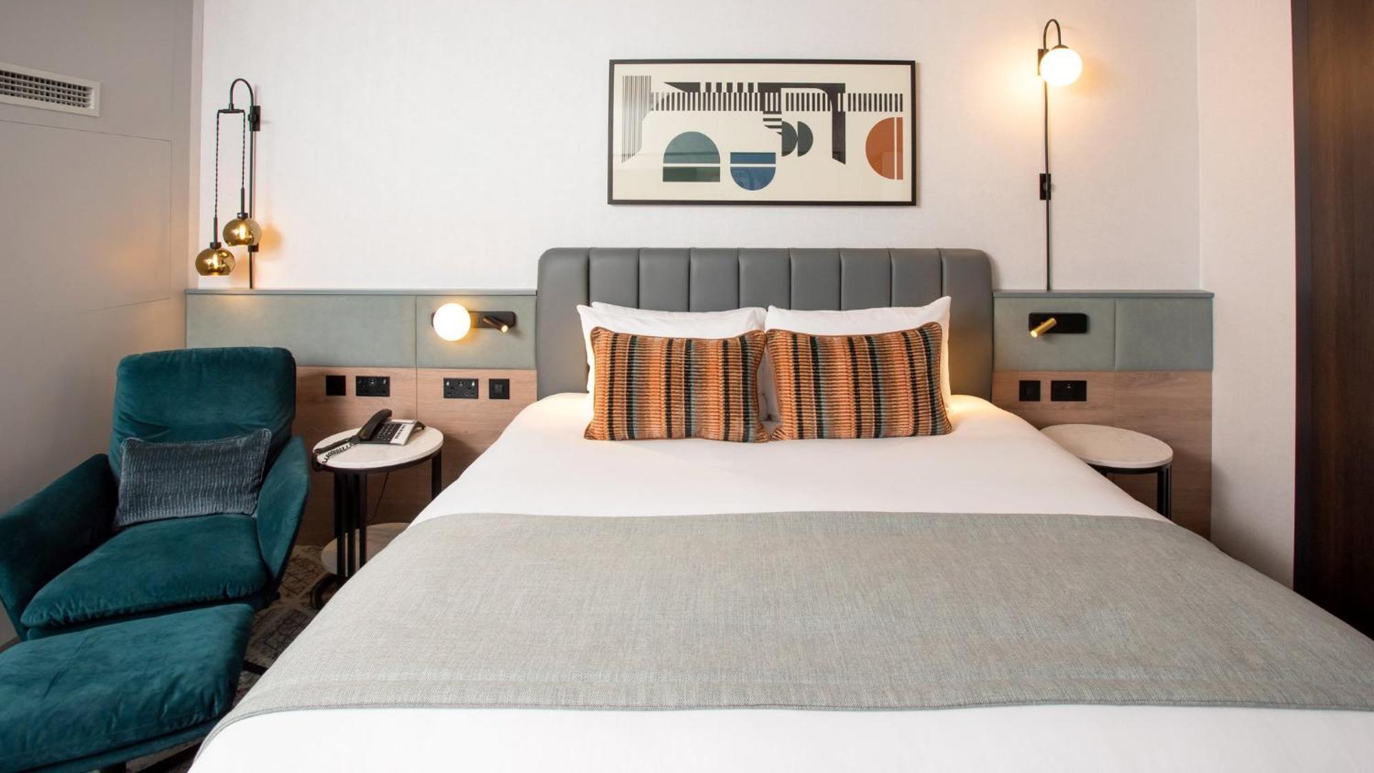 Hotel Crowne Plaza By Ihg 4*