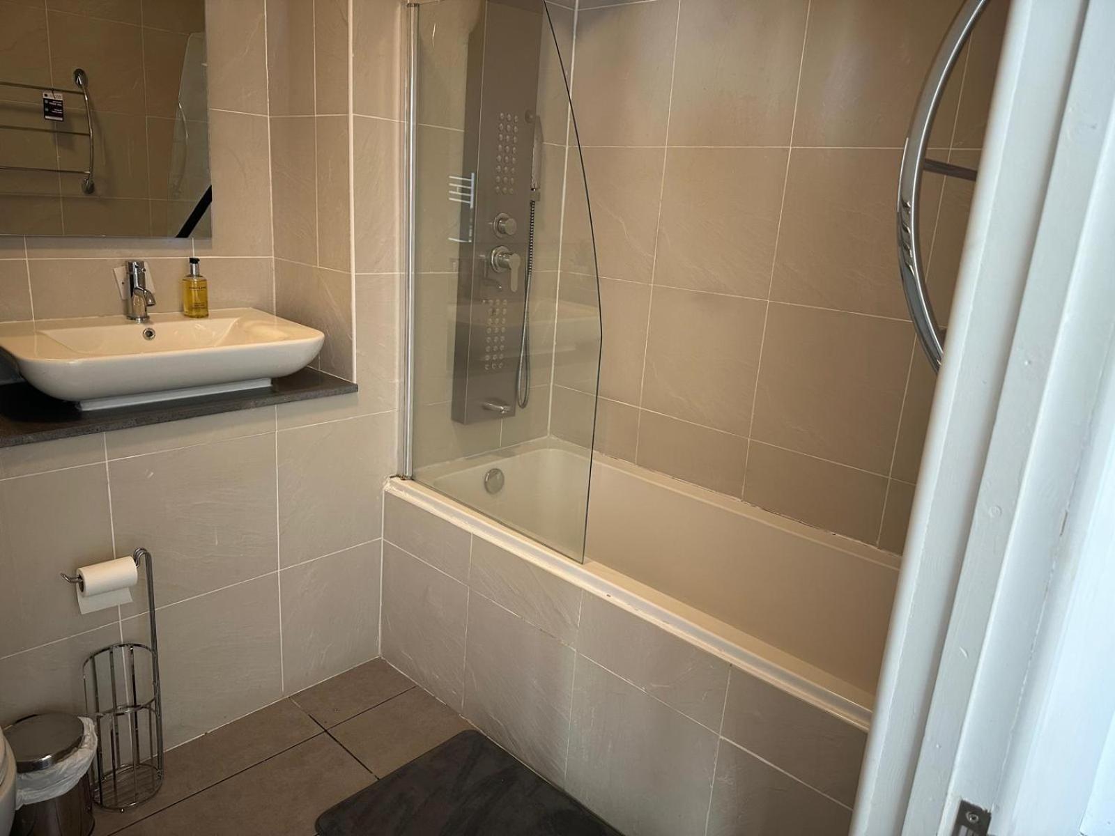 Flat 402 One Bedroom *