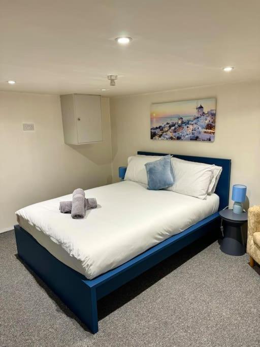 Holiday home Cosy 3 Bed Home, Near Bham Centre, Sleeps 8