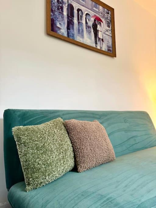 Holiday home Cosy 3 Bed Home, Near Bham Centre, Sleeps 8