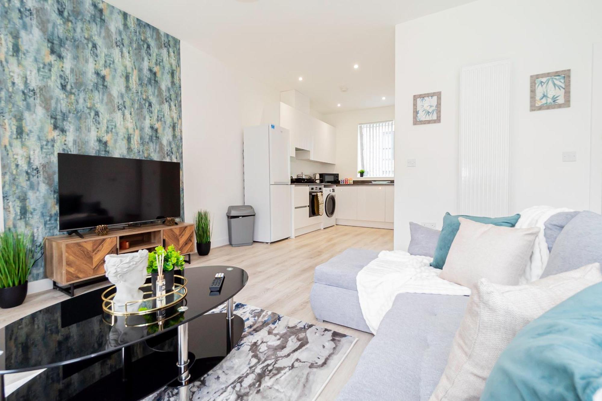 Fully Equipped Home, Perfect For Contractors And Relocators * Birmingham
