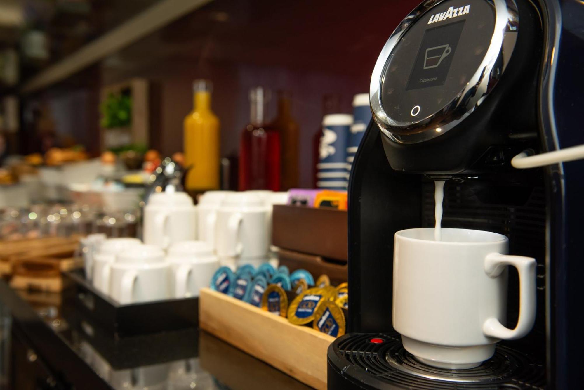 Crowne Plaza By Ihg Hotel 4*