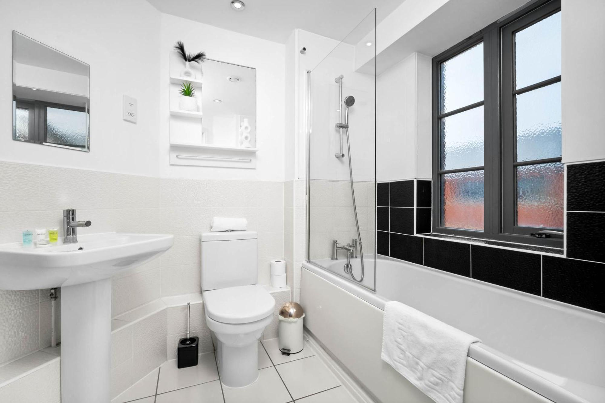 Apartment Modern 2 Bed Centre Wi-fi - Rated - Wifi - Smart - Rated - Tv - 49l