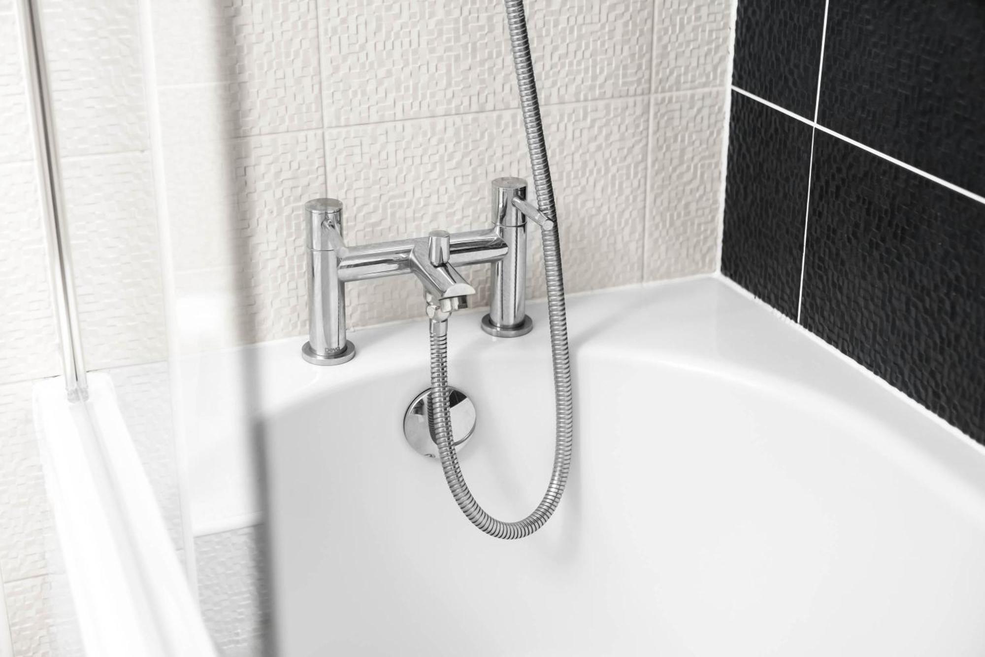 Modern 2 Bed Centre Wi-fi - Rated - Wifi - Smart - Rated - Tv - 49l