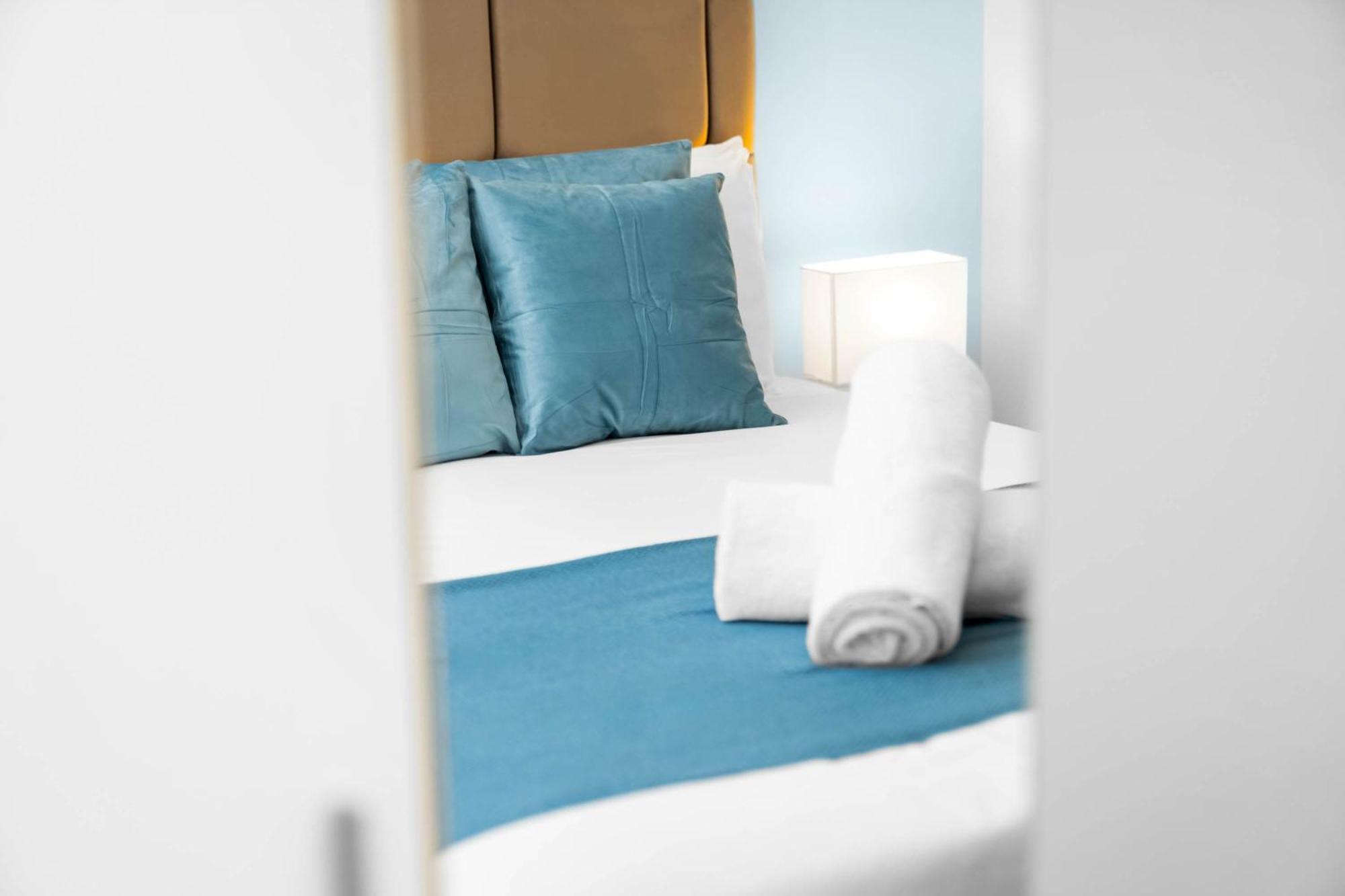 Apartment Modern 2 Bed Centre Wi-fi - Rated - Wifi - Smart - Rated - Tv - 49l *