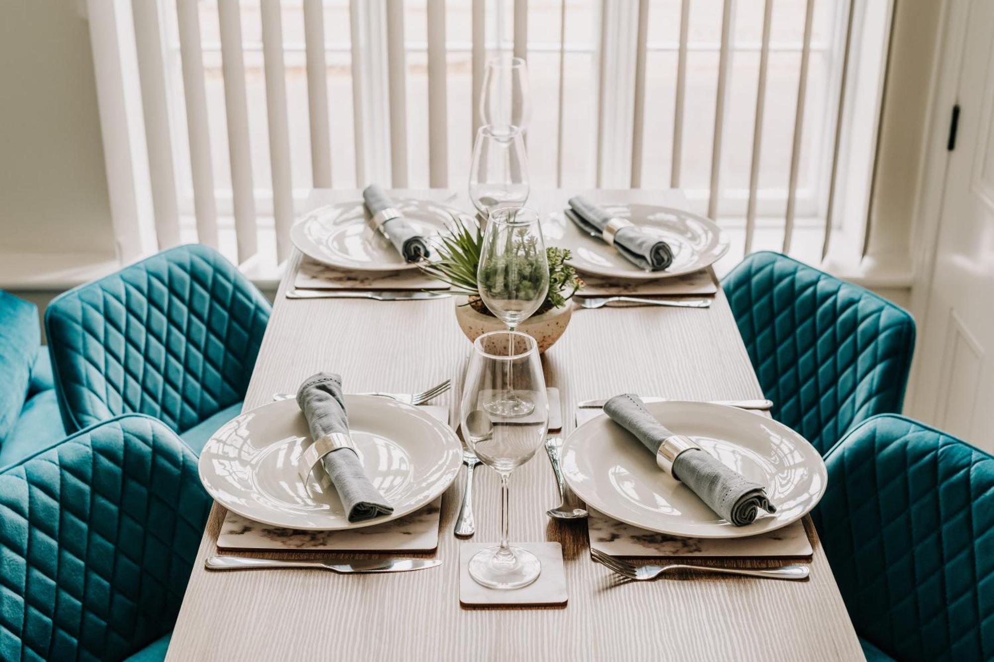 Grade Ii Restored Boutique Family Contractors *