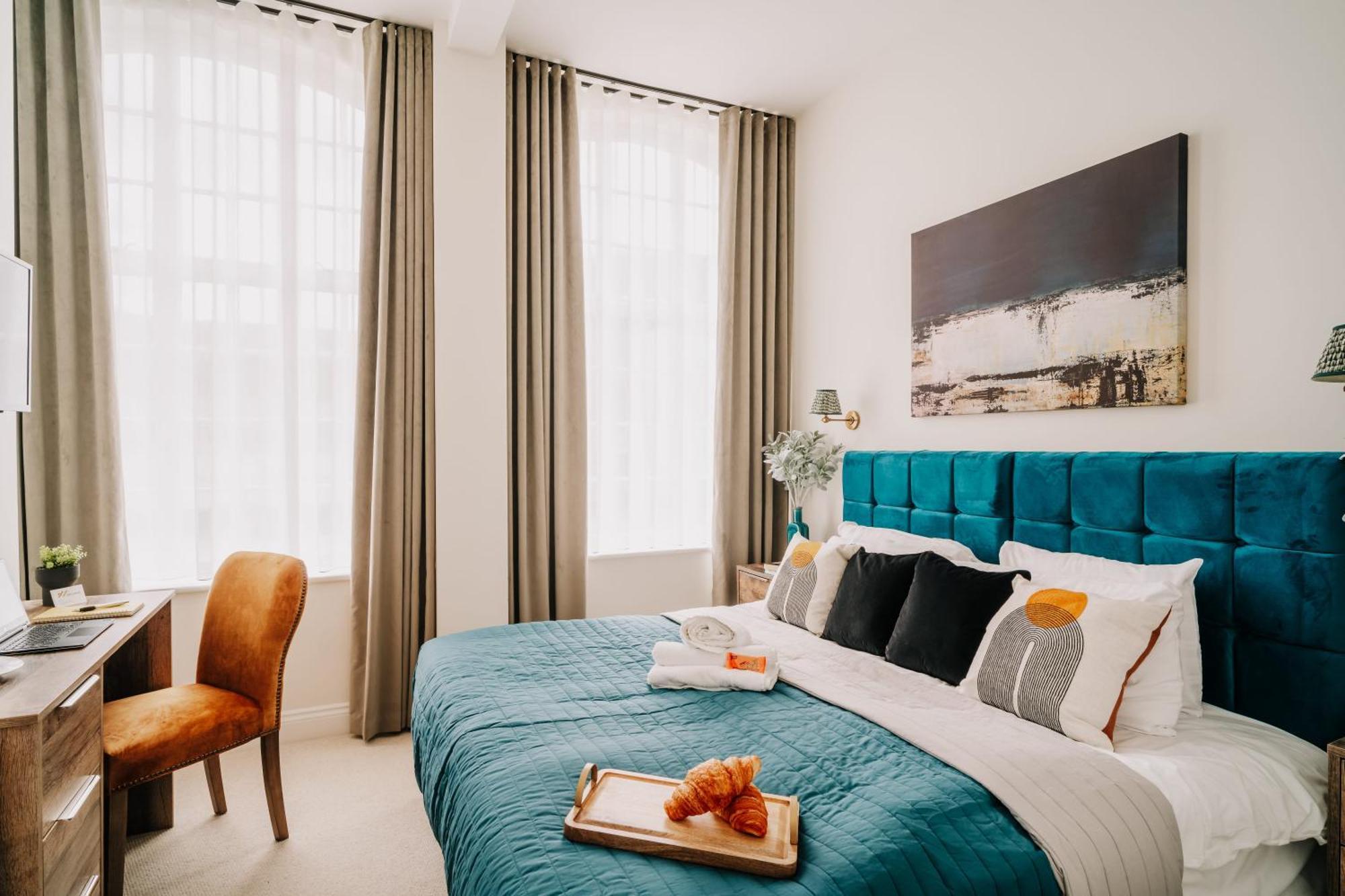 Apartment Grade Ii Restored Boutique Family Contractors *