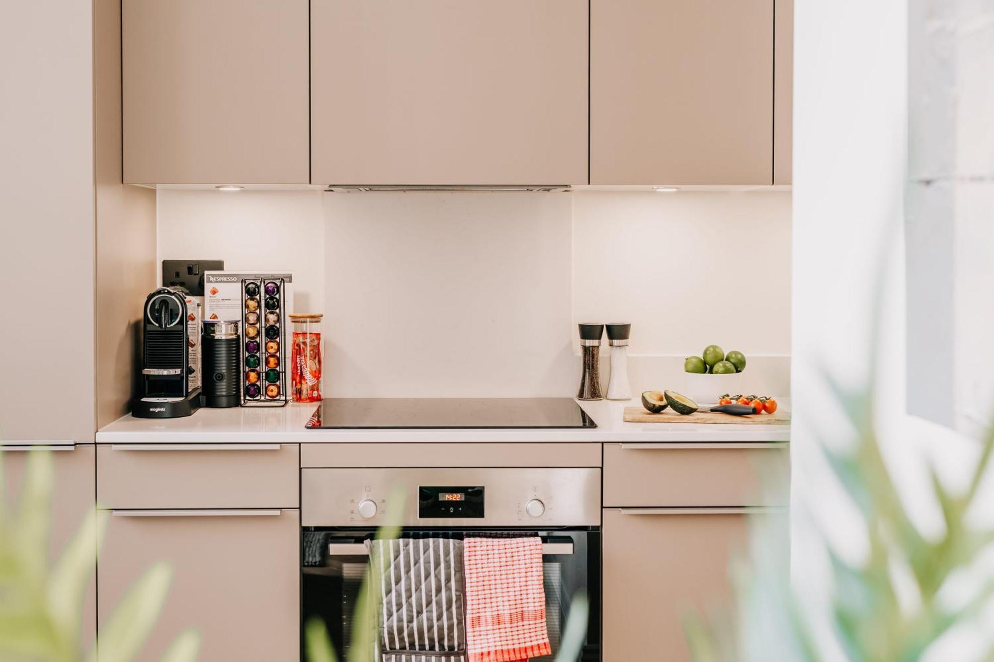 Apartment Grade Ii Restored Boutique Family Contractors *