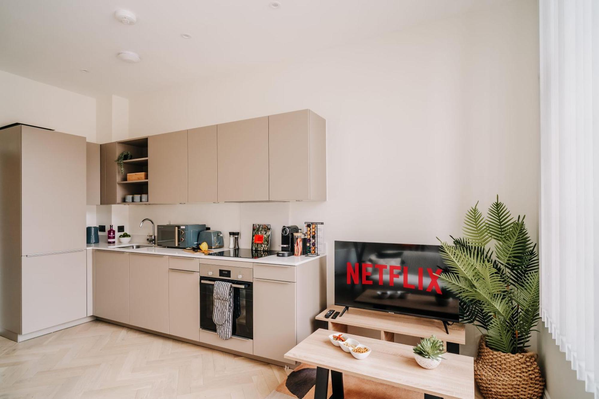 Boutique Grade Ii Gem Wifi Family Contractors Apartment