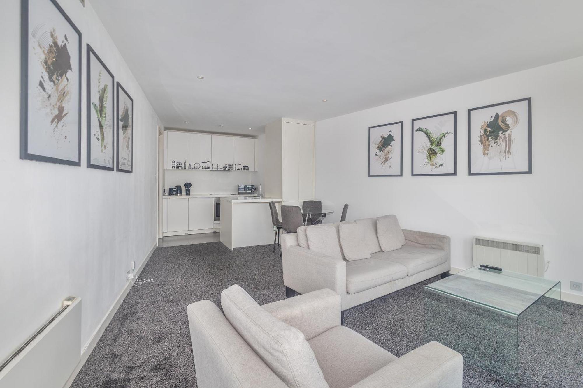 Centre - One Bedroom * Birmingham