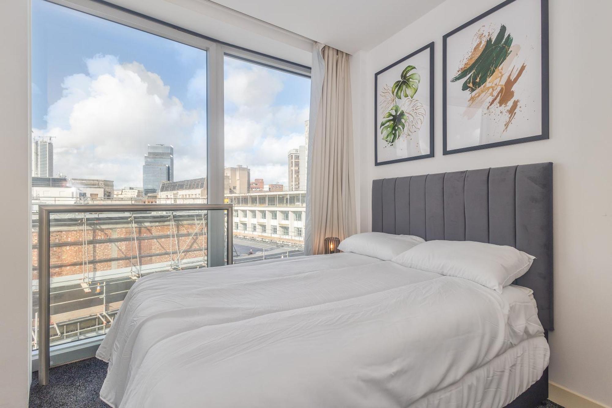 Centre - One Bedroom Apartment