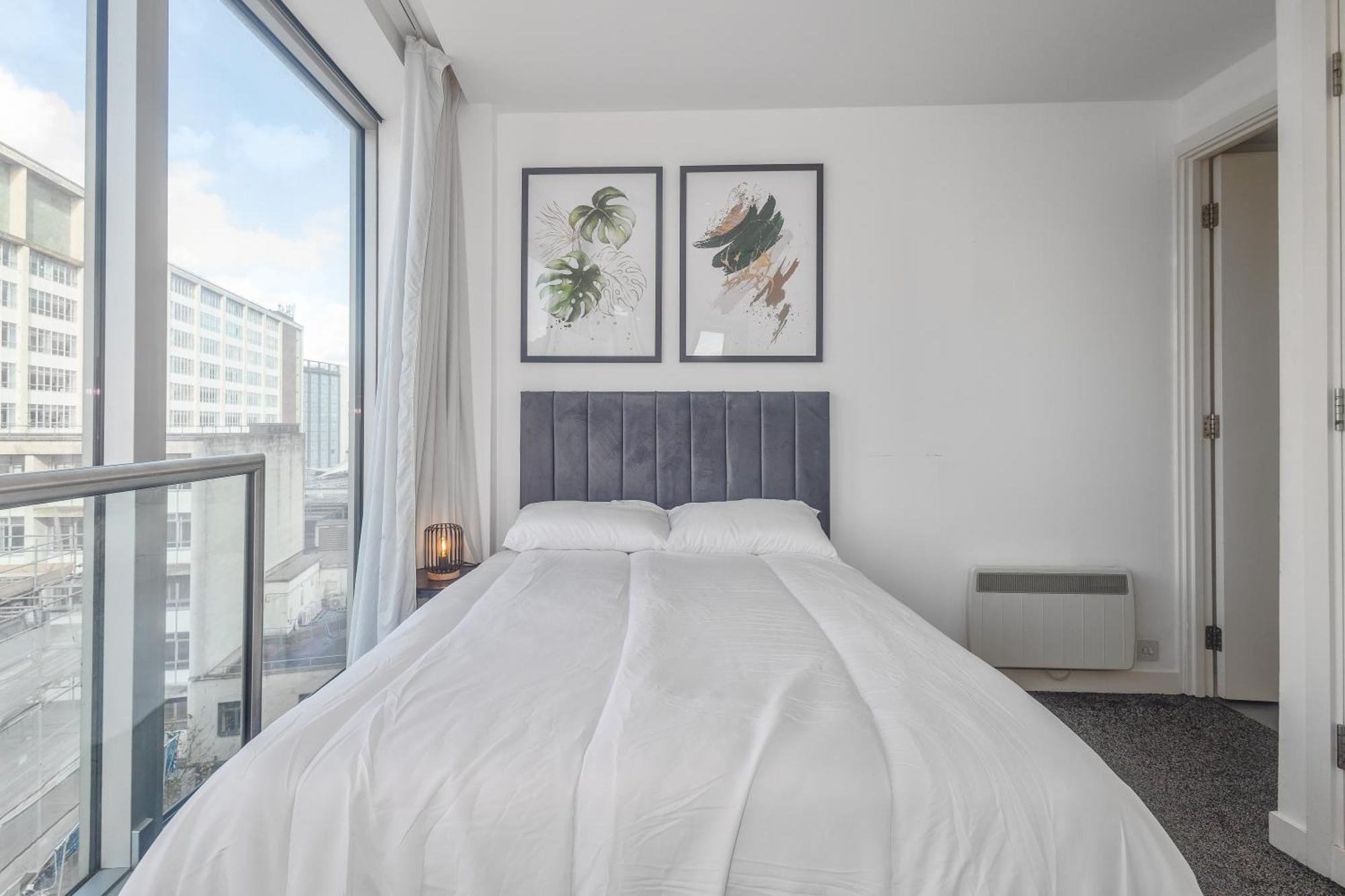 Centre - One Bedroom Apartment