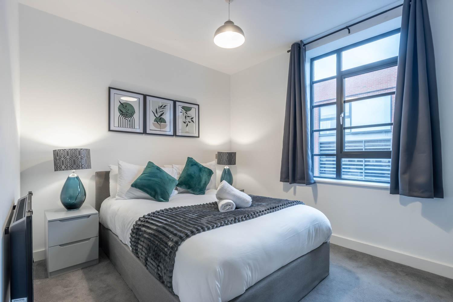 Stunning For Contractors, Professionals Business Needs & Family Trips * Birmingham