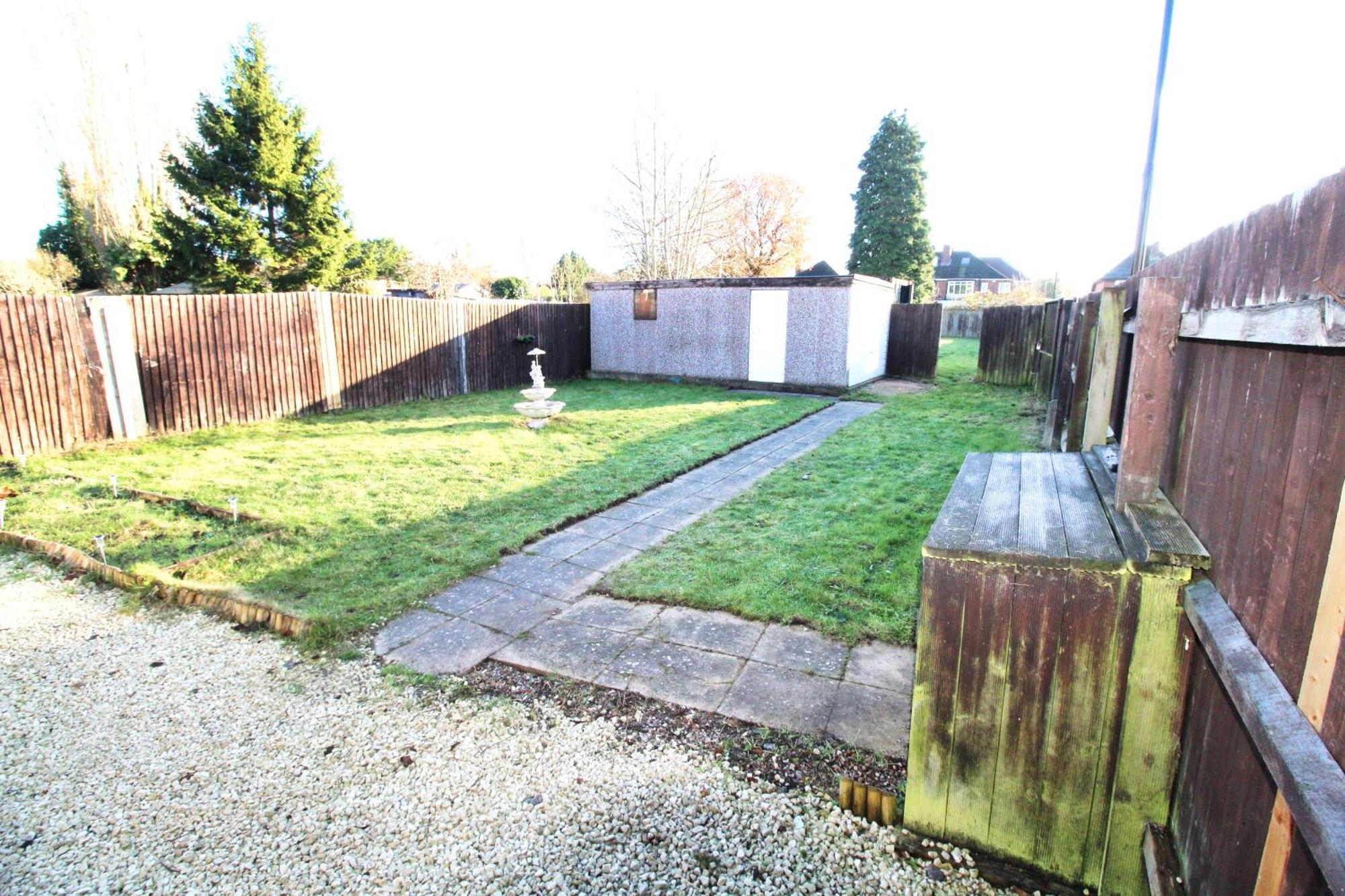 Holiday home - Shirley - - Sleeps 8 - 3 Large Beds - Sofa Bed - Beautifully Refurbished - Very Large Enclosed Gardens - Off Street Parking - Fast Wifi