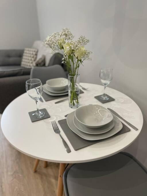 Luxury 1 Bedroom Bournville Apartment Birmingham