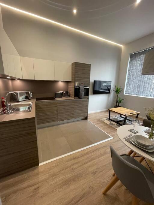 Apartment Luxury 1 Bedroom Bournville *
