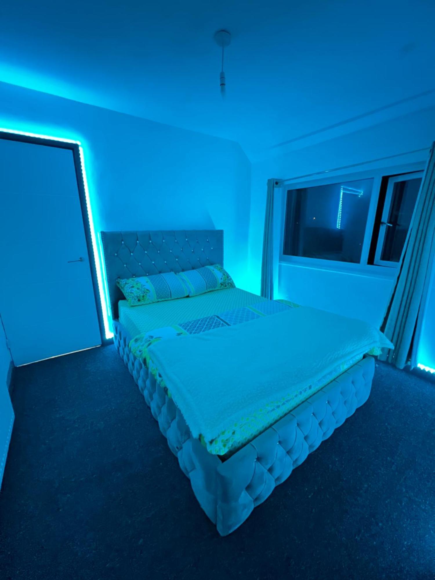 Luxproperties * Birmingham