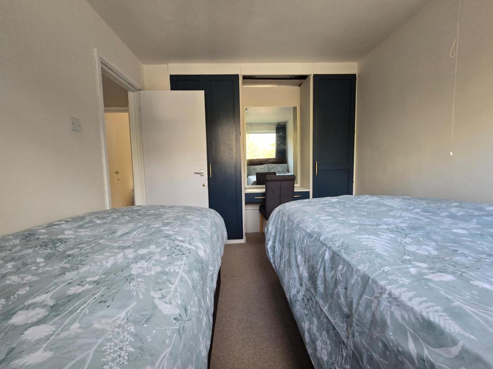 Edgbaston Aprt Sleeps 5 - Turbo Wifi Apartment