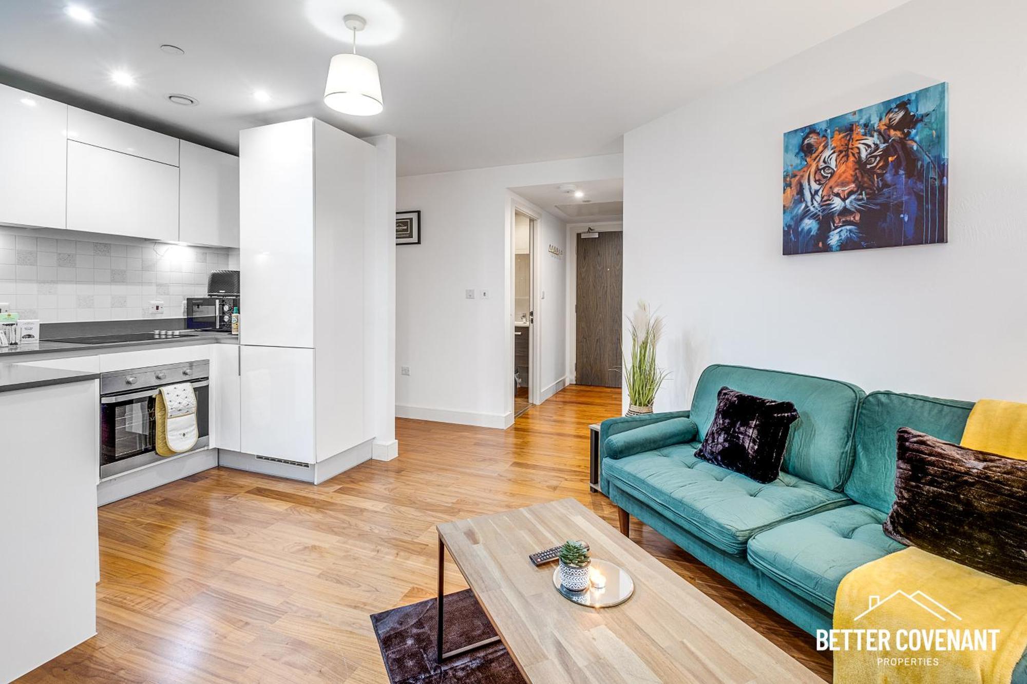 City Centre Apartment, Perfect For Business In Apartment