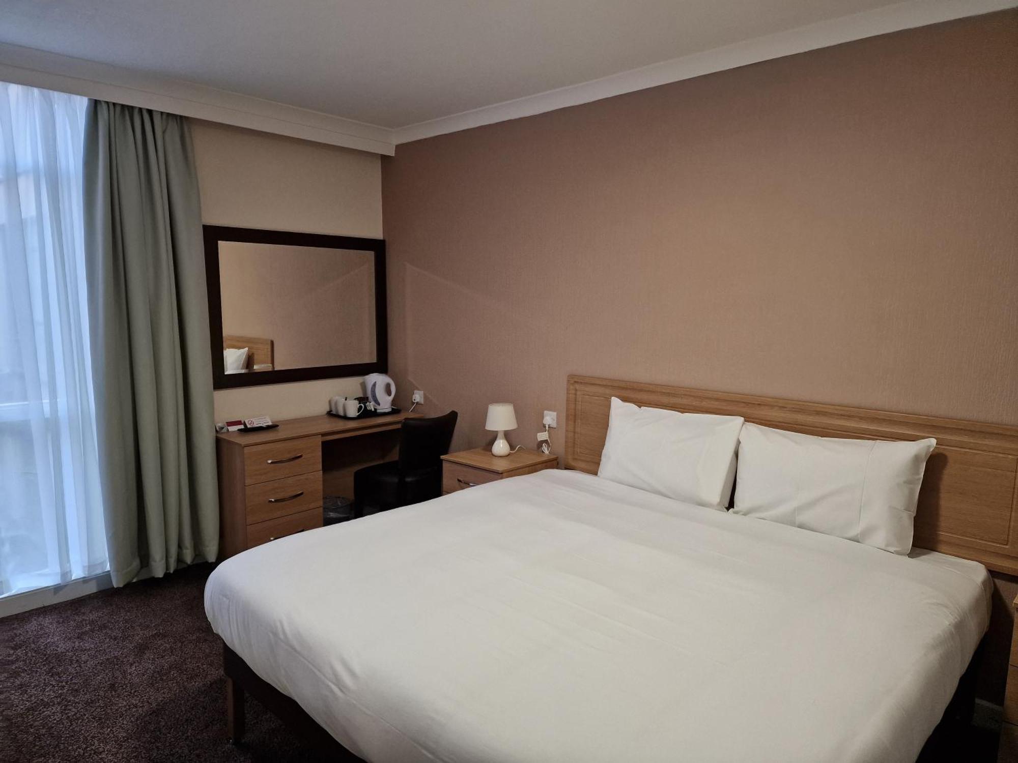 Britannia New Street Station Hotel 3*