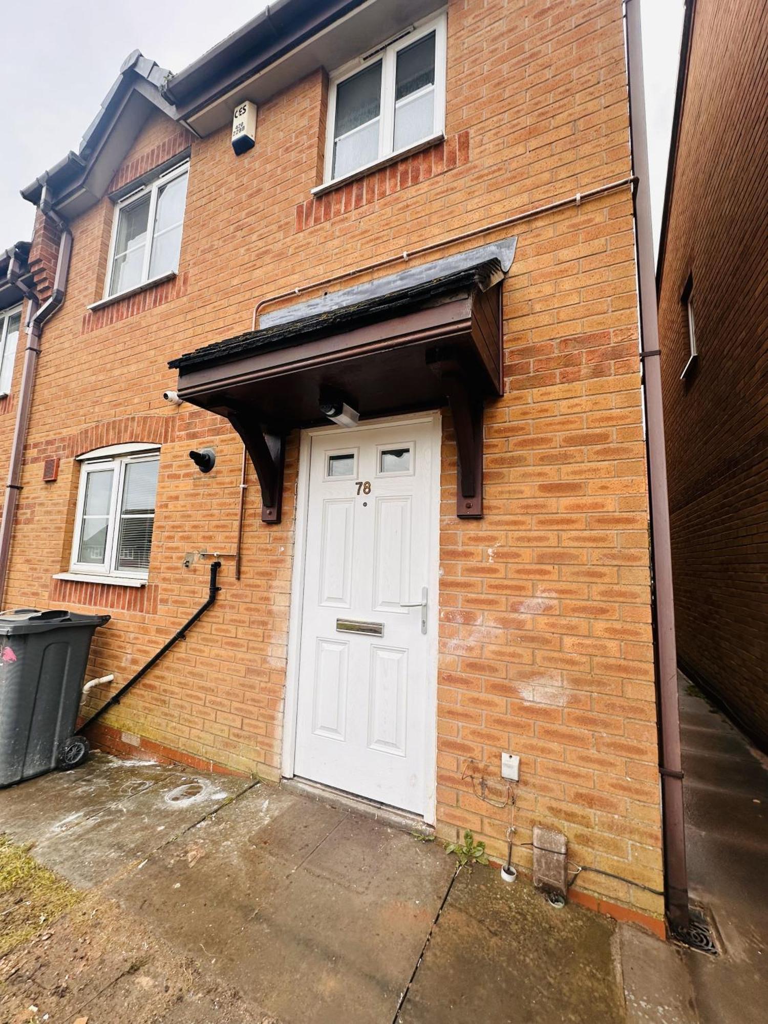 R1 - En-suite Private In House - Quinton