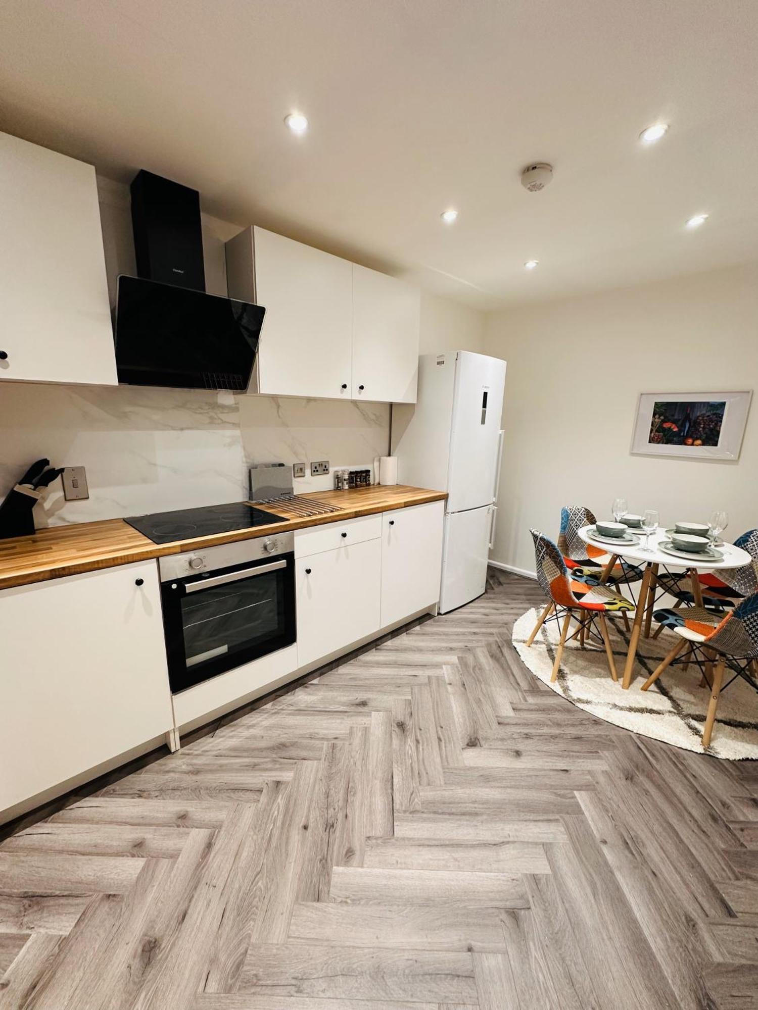 Guest house R1 - En-suite Private In House - Quinton *