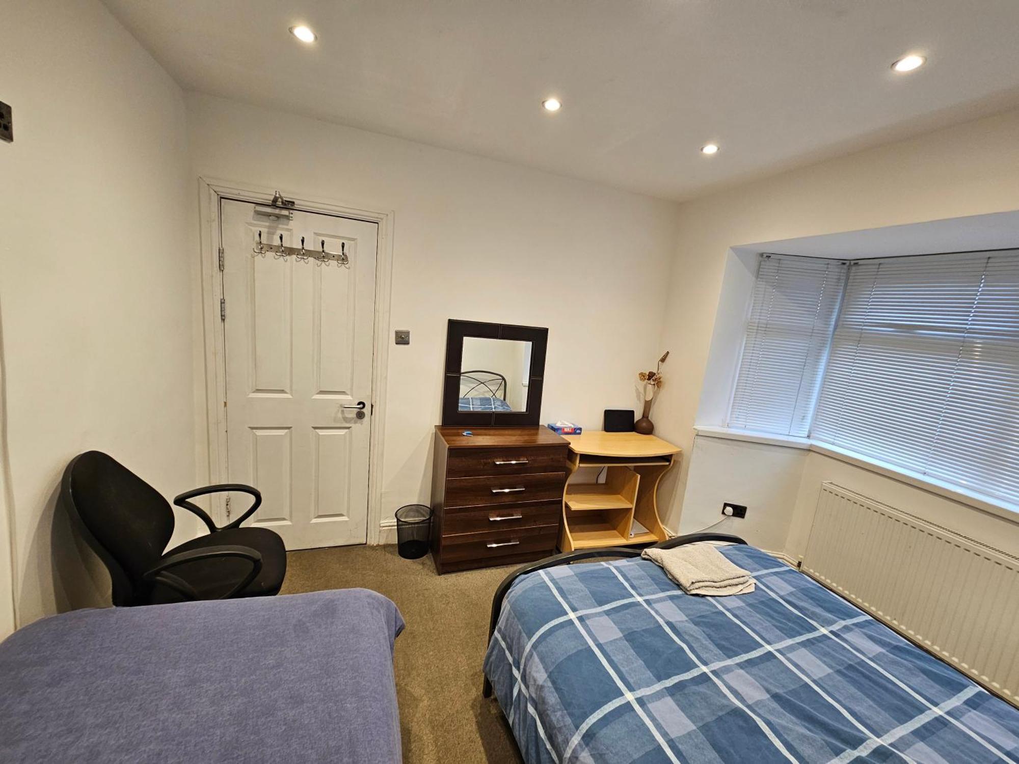 Monyhull - Near Centre Kingsheath Nia Nec Bhx Homestay *