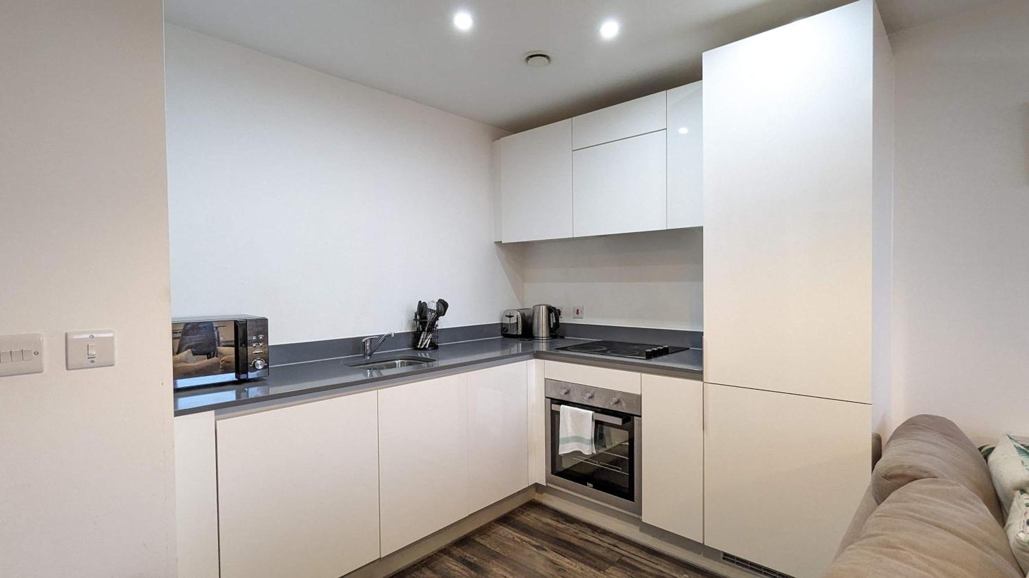 Cozy 1 Bedroom Sleep 4 In Centre *