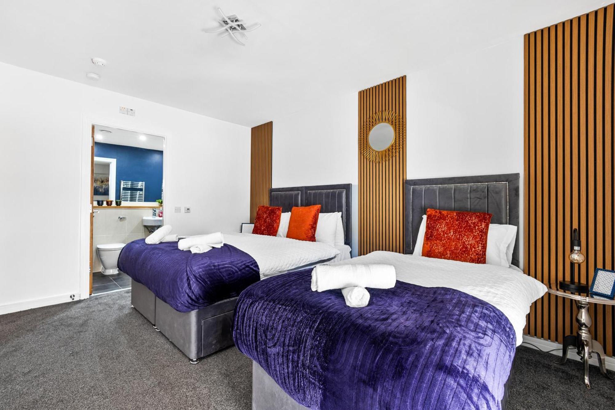 Apartment Bullring Lux Suite- Netflix-free Parking-sleeps 6 Birmingham