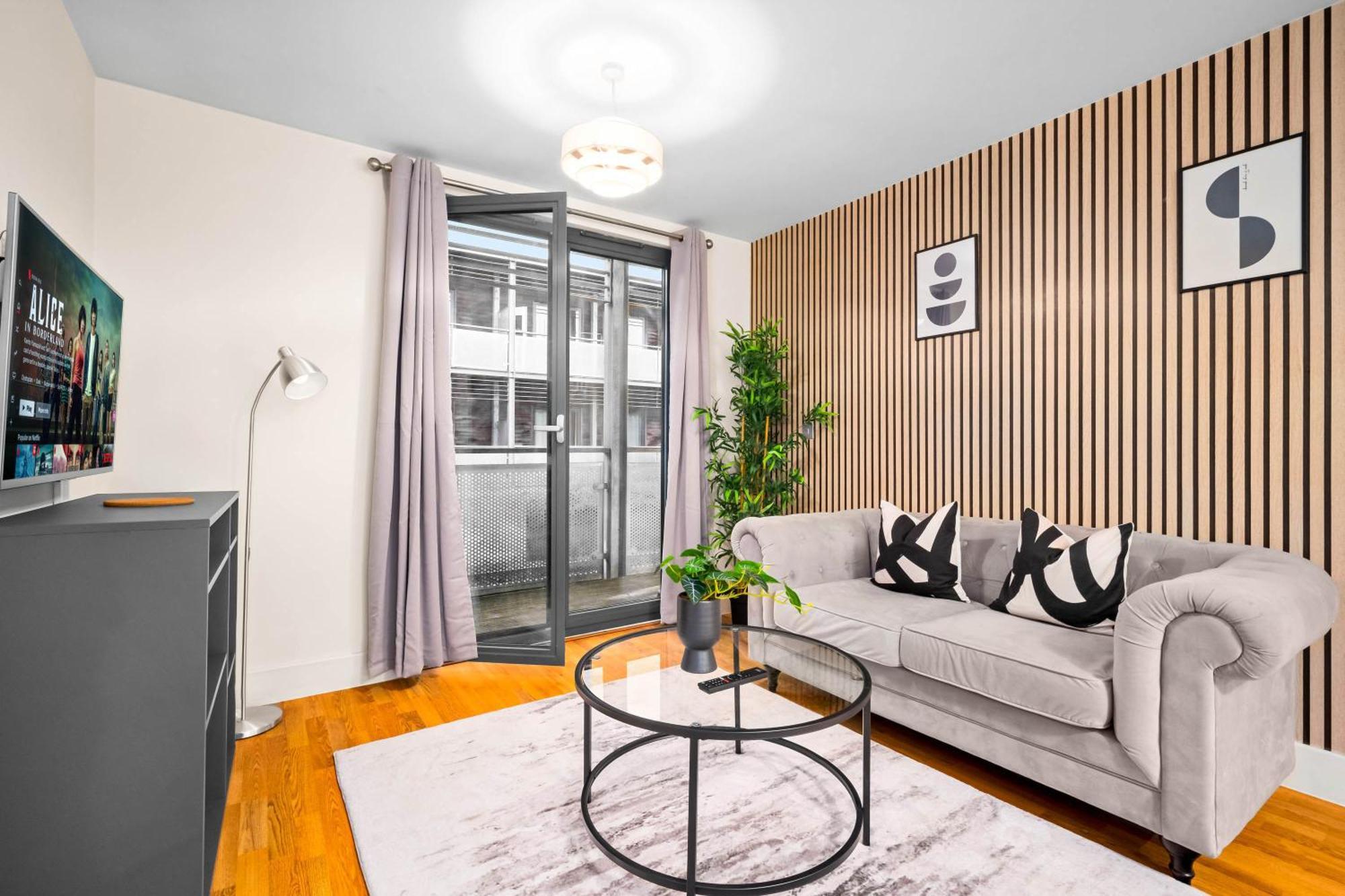 Apartment Centre - Balcony - Secure Parking - China Town - Arcadian - 29arc *