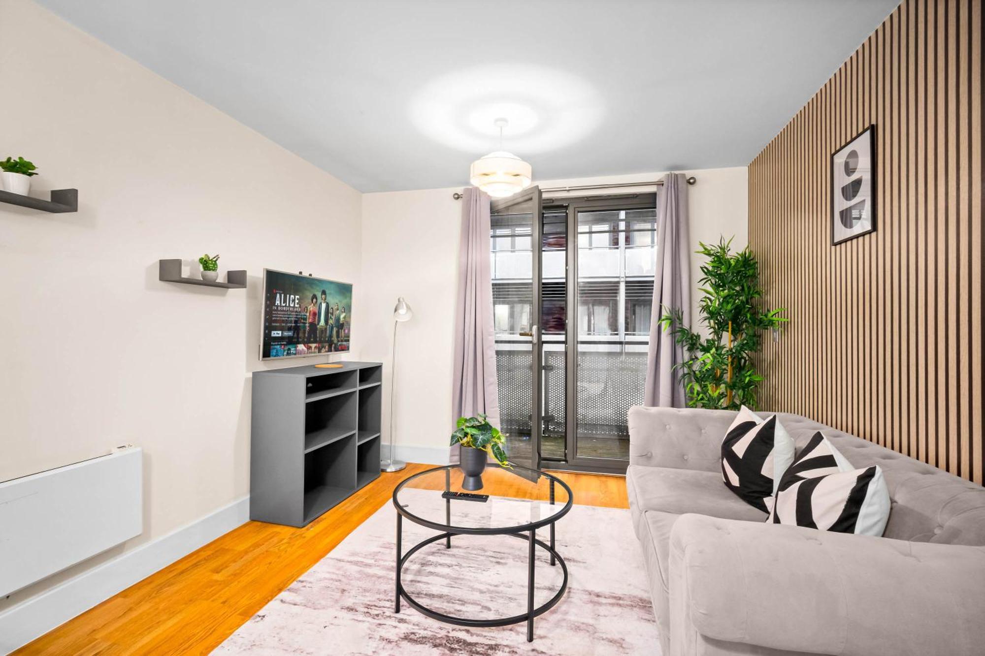 Centre - Balcony - Secure Parking - China Town - Arcadian - 29arc Apartment Birmingham