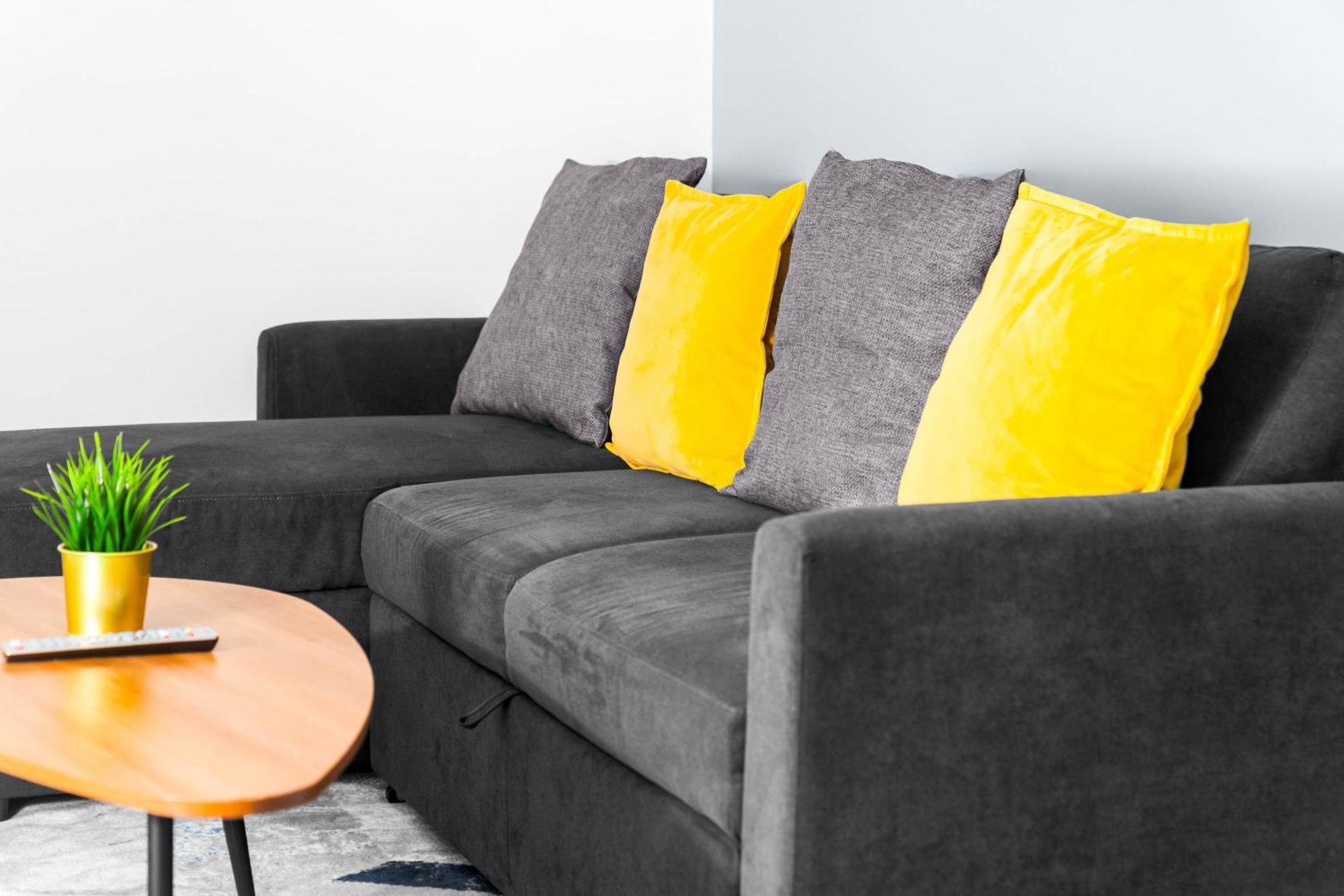 Apartment Modern - High-speed Wifi - Netflix - Street Parking - Top Rated - 4br Birmingham