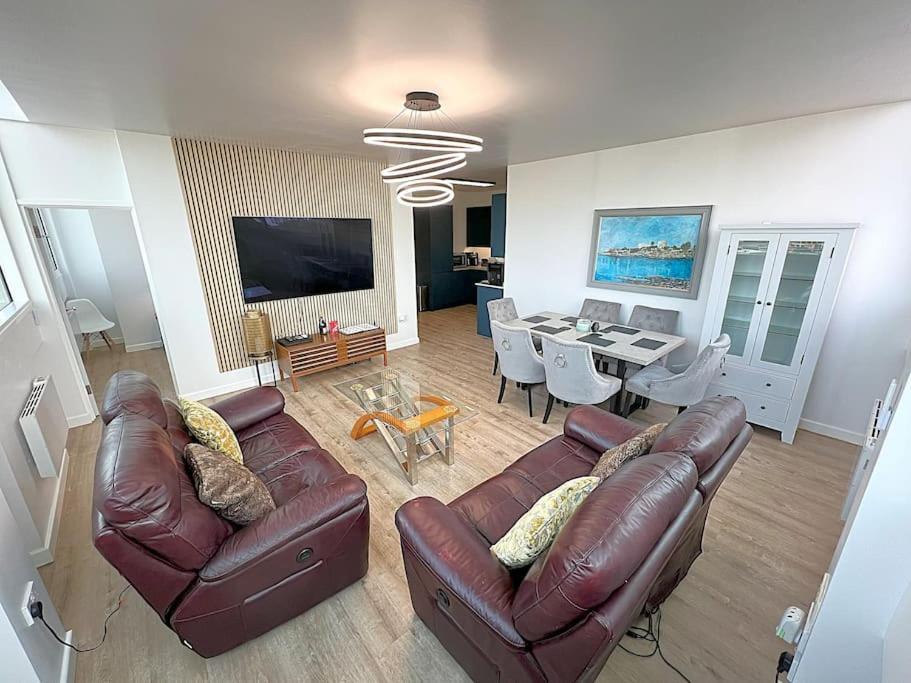 The Penthouse Of Opulence * Birmingham