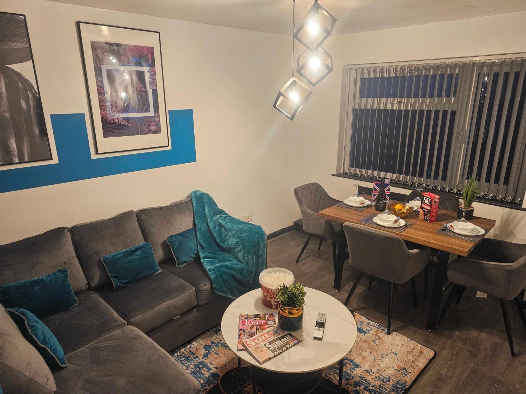 Tudors Esuites Two Bedroom Apartment *