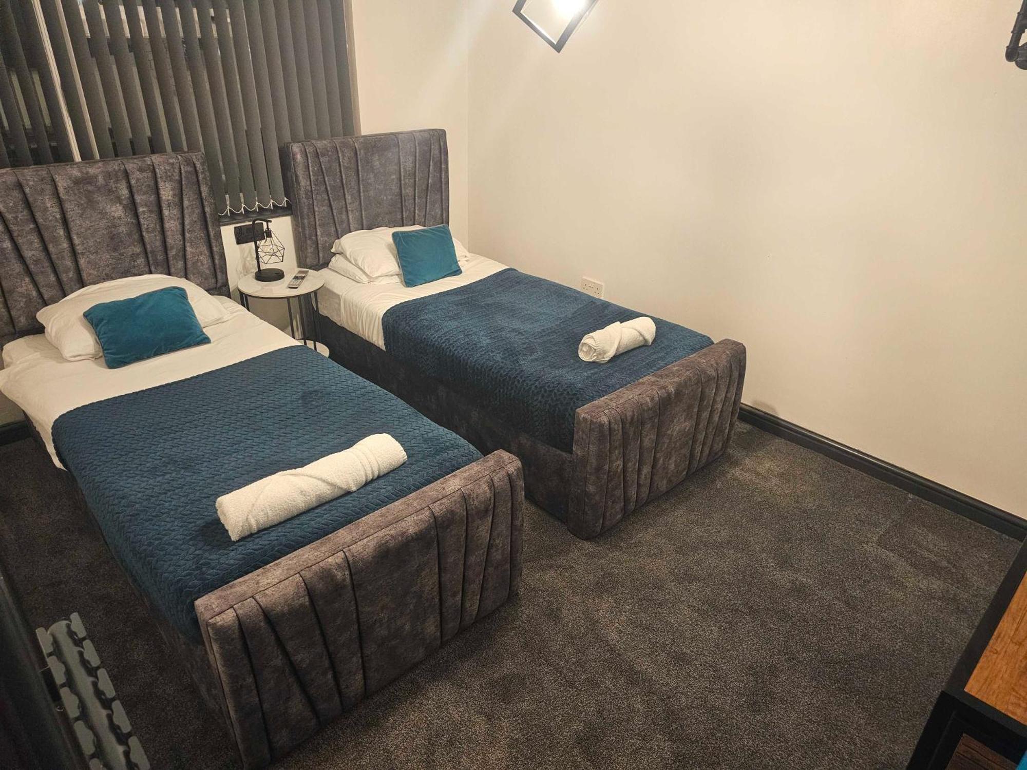 Apartment Tudors Esuites Two Bedroom Birmingham