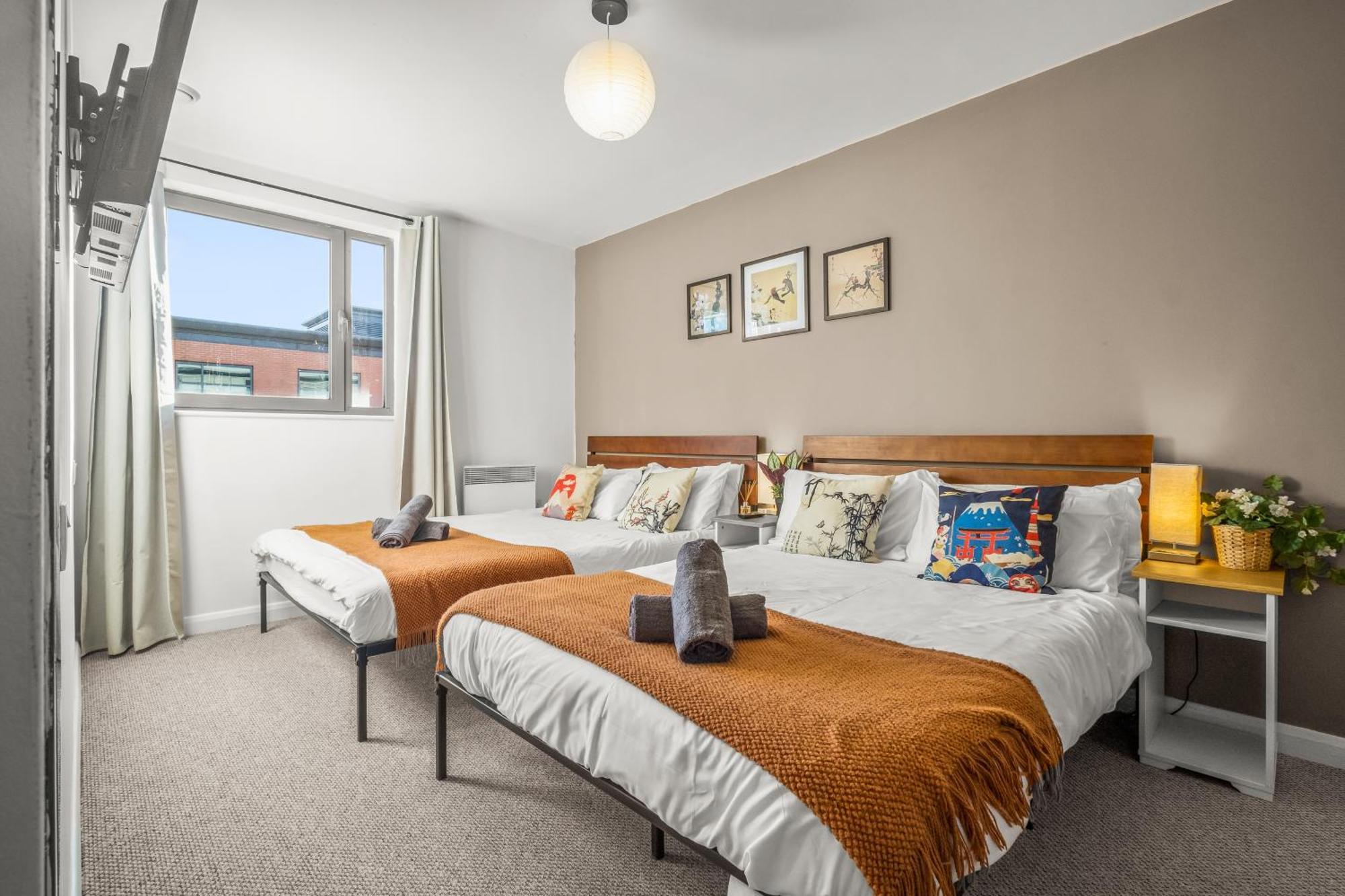 Pan Asian Haven With Balcony With Cityview And Free Parking