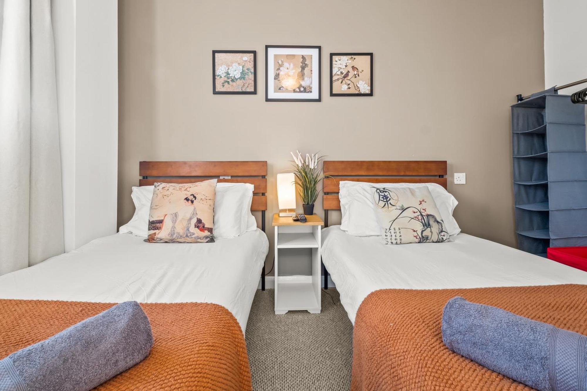 Pan Asian Haven With Balcony With Cityview And Free Parking * Birmingham