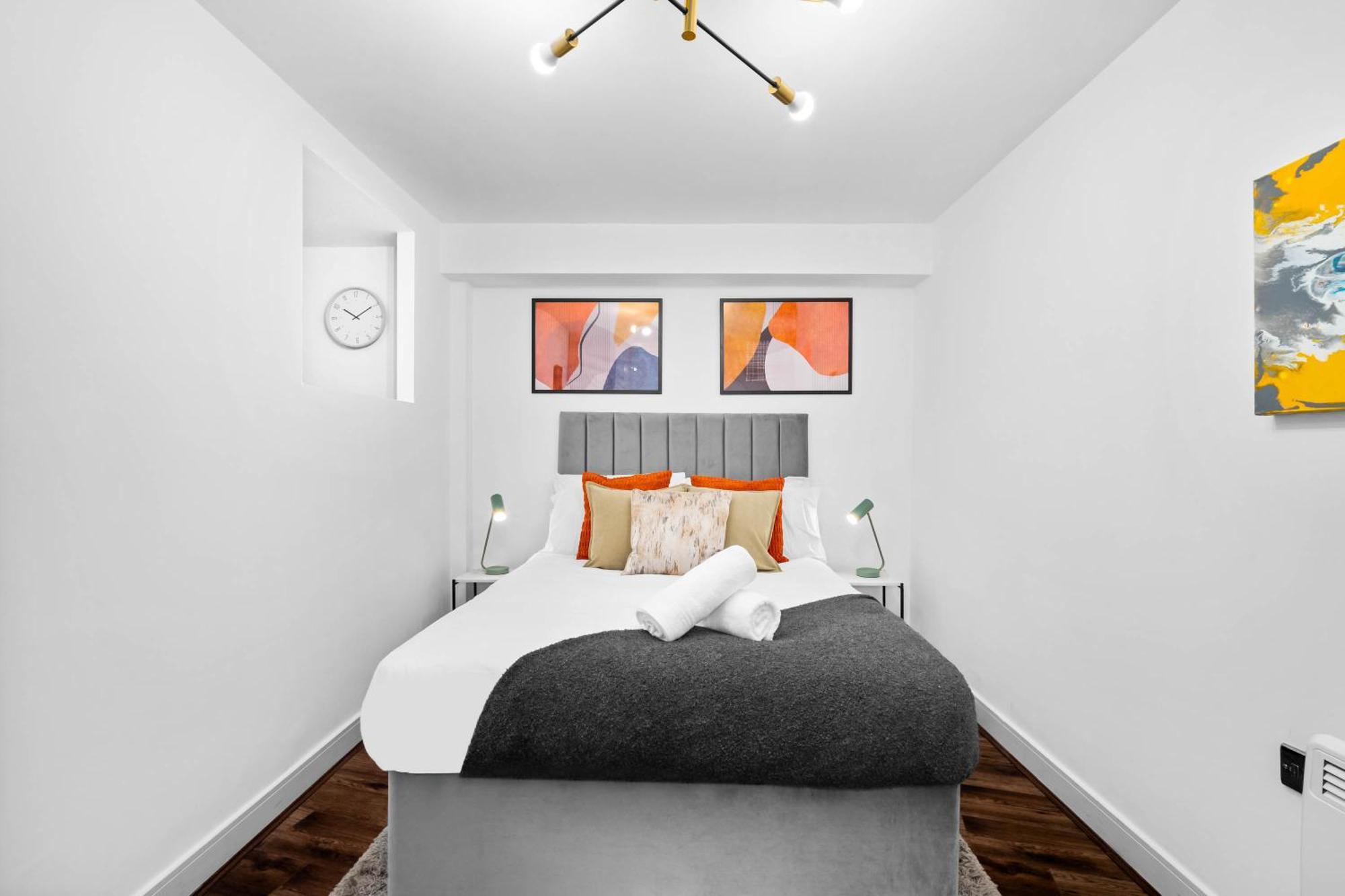 Apartment New Styled Short One Bed Sleeps 4 People